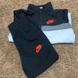 Nike Matching sweat suit